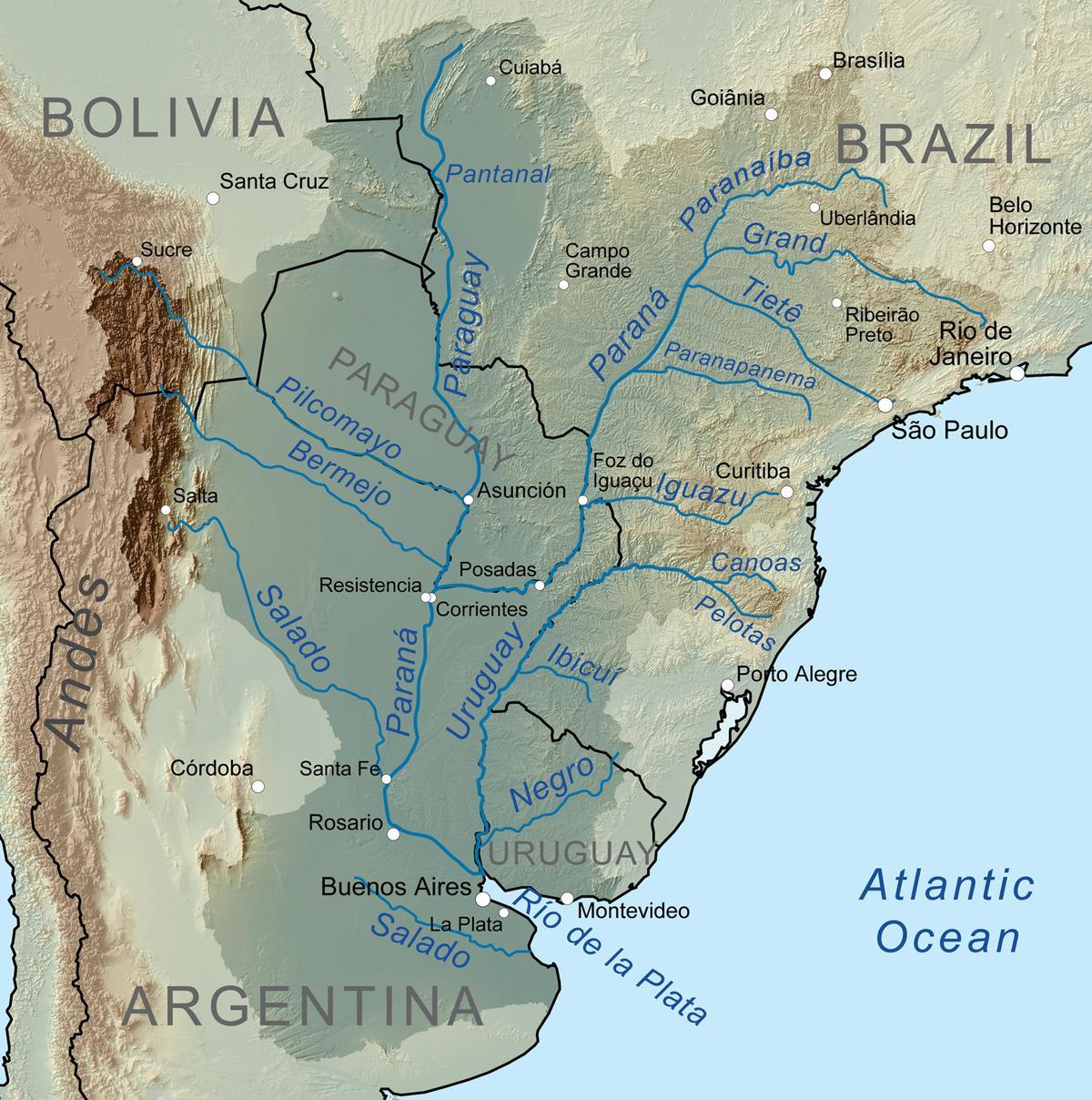 Kort af Paragvæ river